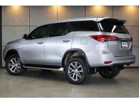 2020 Toyota Fortuner 2.4 (ปี 15-21) V SUV AT รูปที่ 5